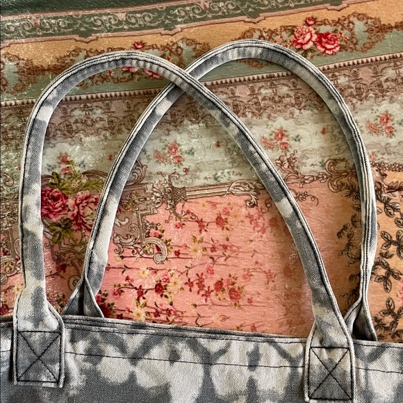 ALO|Yoga Gray Tie Dye Tote Shopper Bag|GUC - Picture 4 of 8